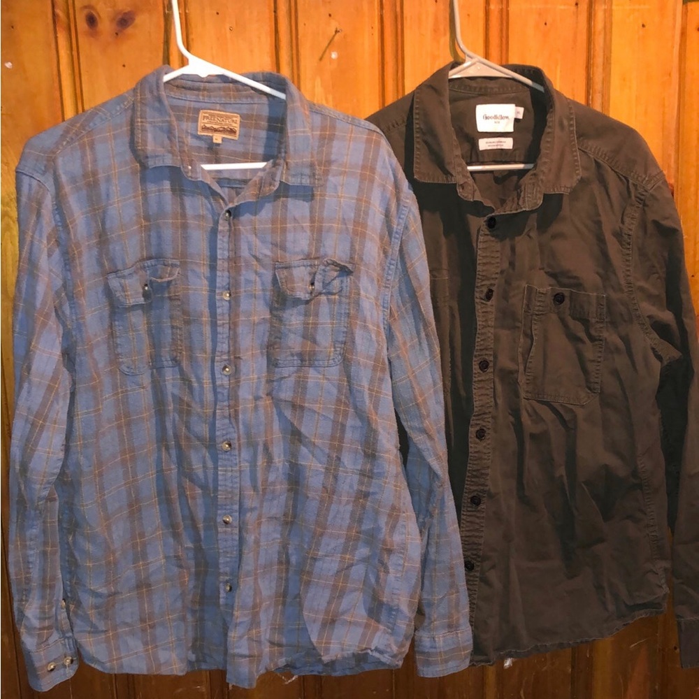 Bundle of 2 mens cotton shirts